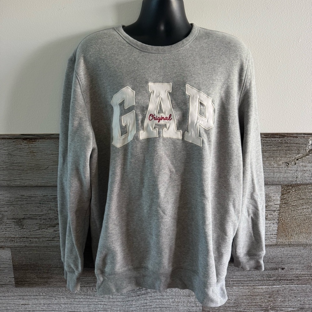GAP Original Logo Sweatshirt – Gray Crewneck – Size XL (G1)